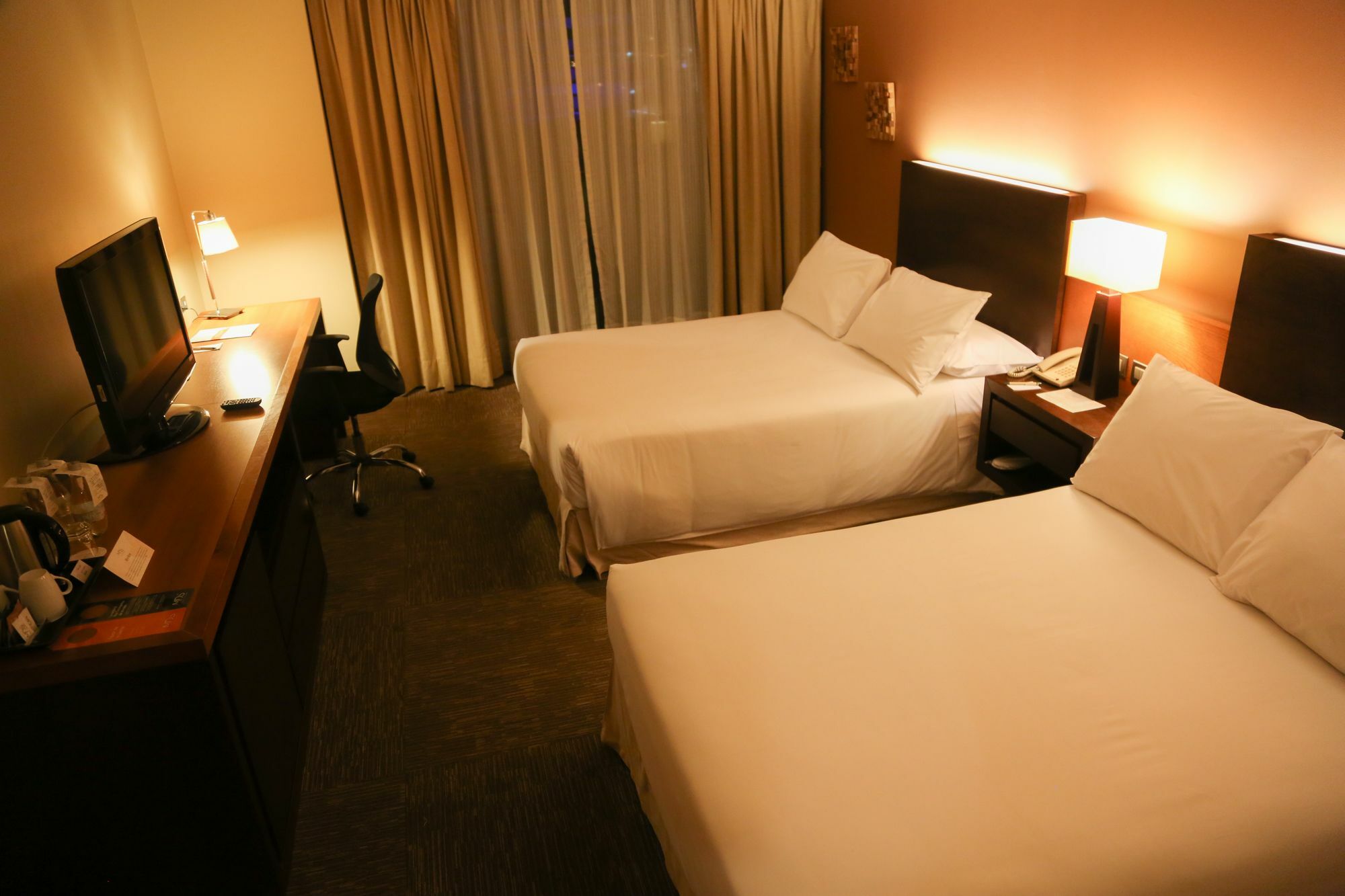 Mds Hotel Calama Luaran gambar A room at the hotel